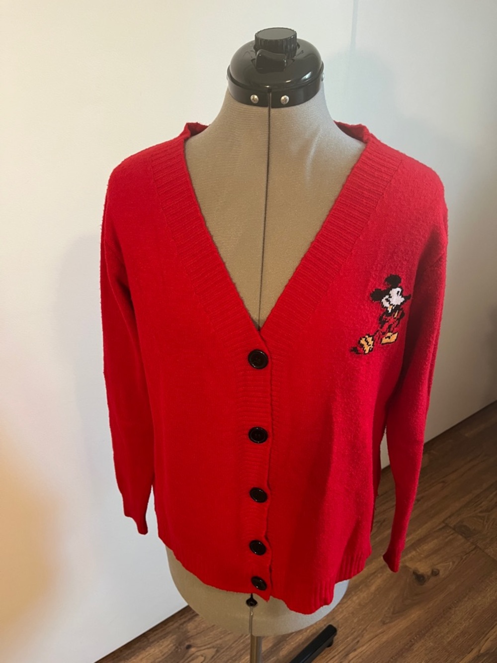 RARE VINTAGE Mickey Mouse Red V-Neck Button-Up Super soft